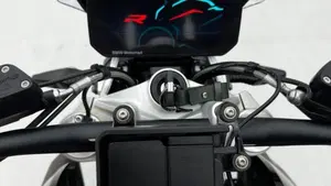 Bmw R 1250 R (2021 - 25)  (4)