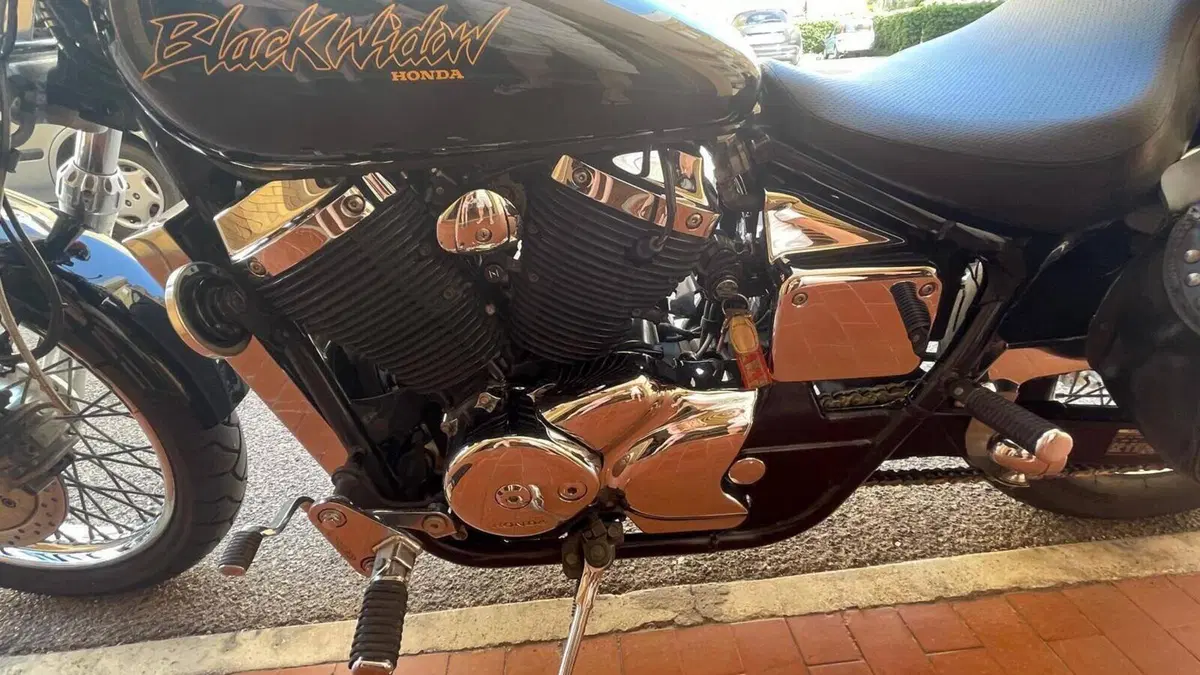 Honda Black Widow  (3)
