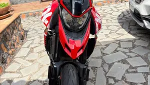 Ducati Hypermotard 950 RVE (2022 - 25)  (3)
