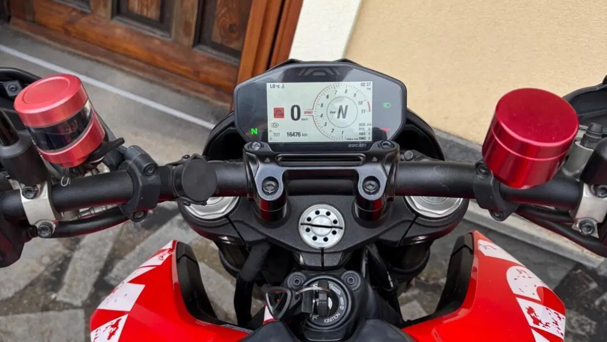 Ducati Hypermotard 950 RVE (2022 - 25)  (4)
