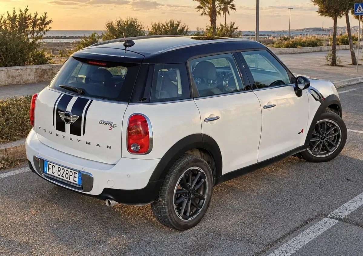 MINI Mini Countryman 2.0 Cooper D Park Lane Plus Countryman ALL4 Automatica (2)