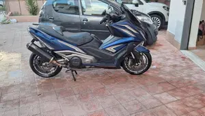 Kymco AK 550 (2017 - 19)  (3)