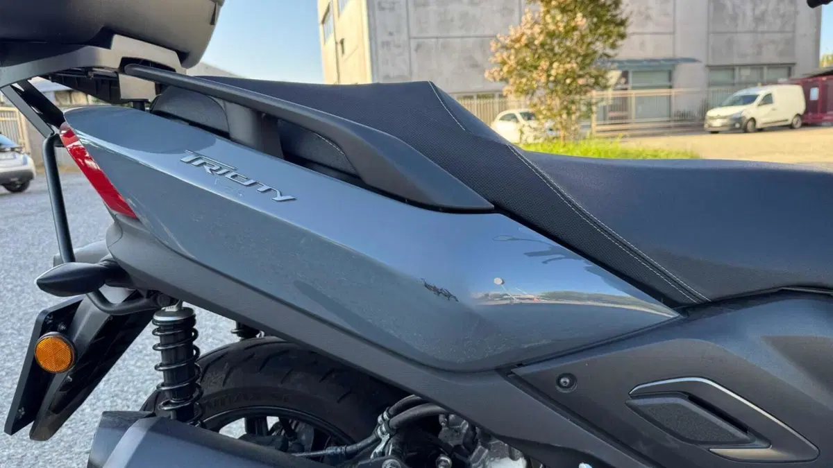Yamaha Tricity 300 (2021 - 24)  (4)