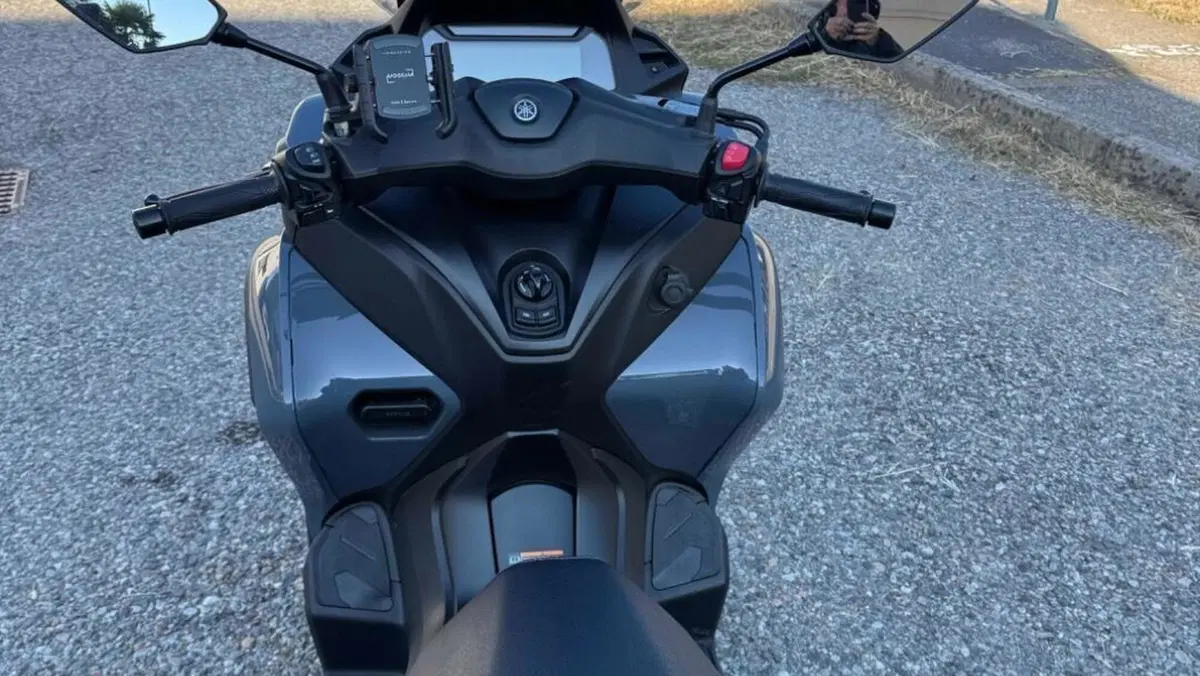 Yamaha Tricity 300 (2021 - 24)  (6)