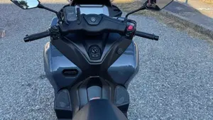 Yamaha Tricity 300 (2021 - 24)  (6)