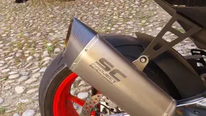 Aprilia Tuono V4 Factory (2021 - 24)  (2)