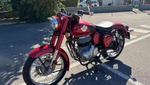 Royal Enfield Classic 350 (2021 - 26)  (2)