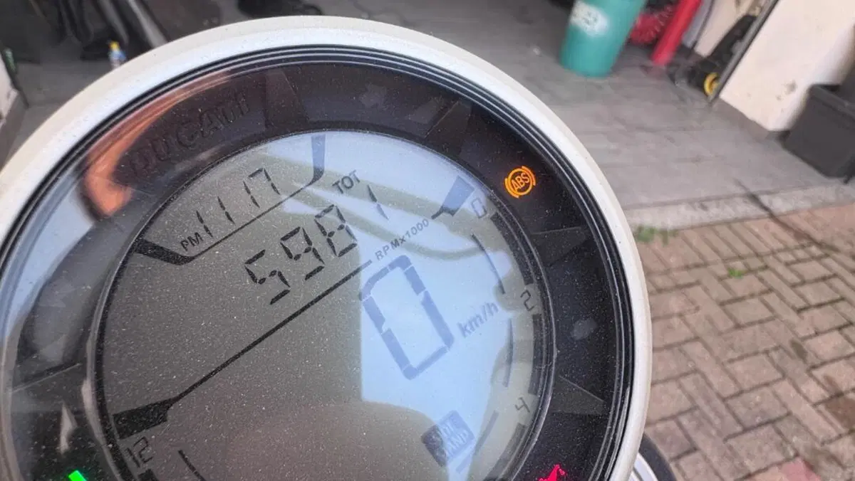 Ducati Scrambler 800 Icon (2017 - 20)  (2)