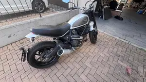 Ducati Scrambler 800 Icon (2017 - 20)  (3)