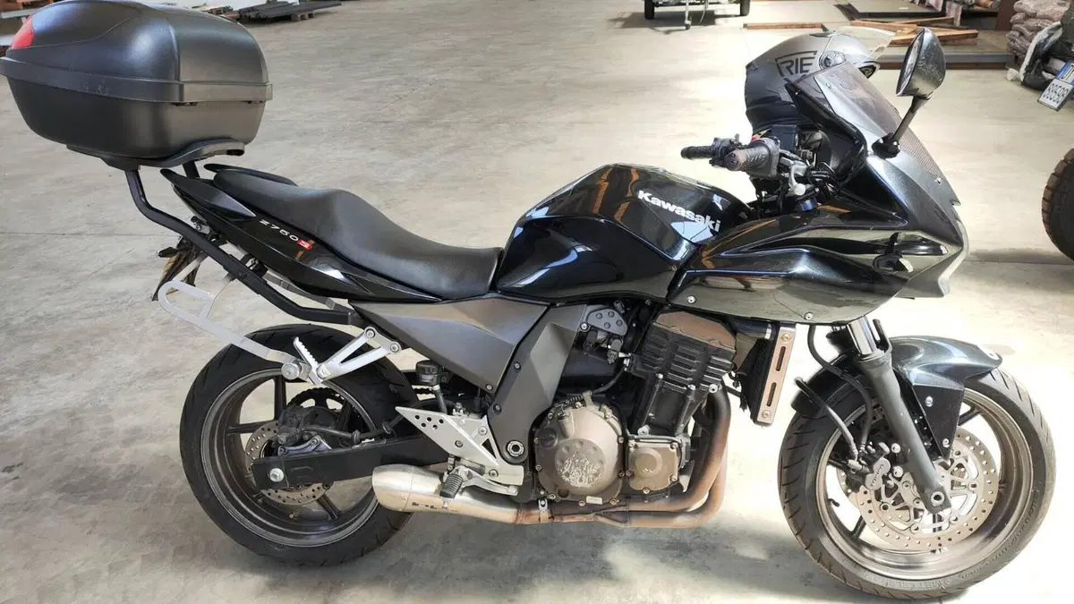 Kawasaki Z 750 S 