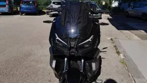 Voge Sfida SR1 ADV (2023 - 26)  (3)