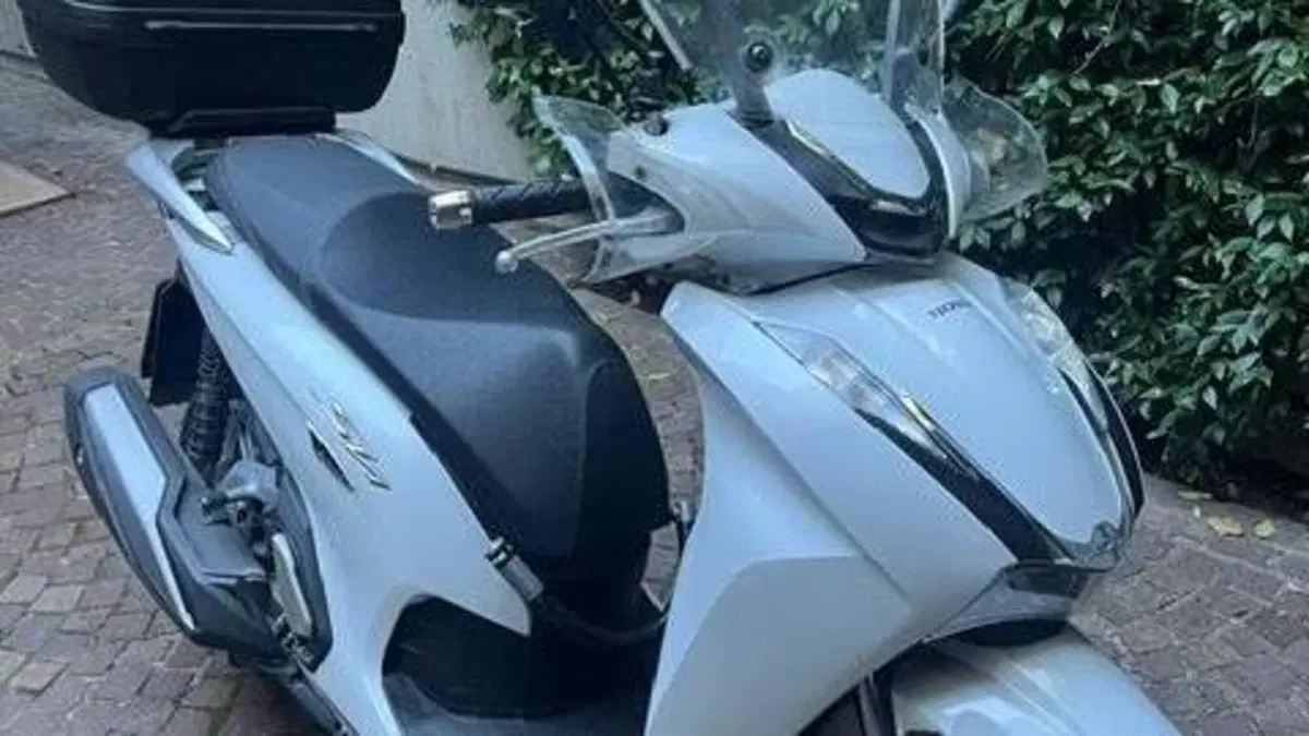 Honda SH 350 (2021 - 24)  (5)