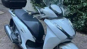 Honda SH 350 (2021 - 24)  (5)