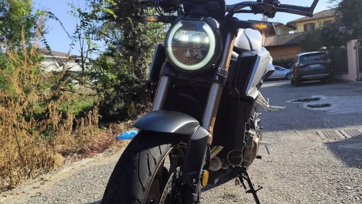 Honda CB 650 R (2021 - 23)  (2)