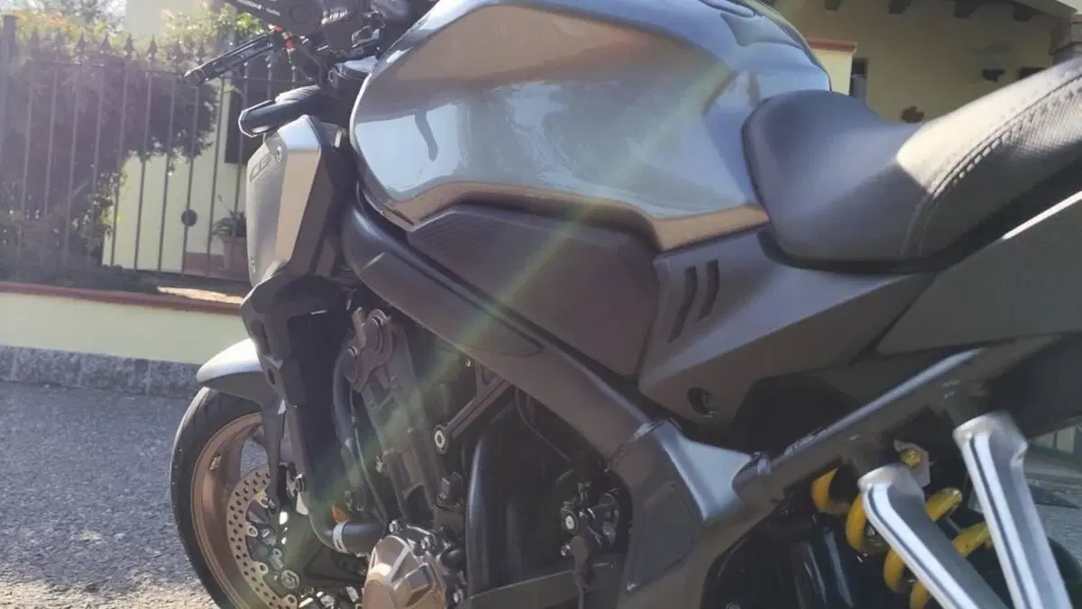 Honda CB 650 R (2021 - 23)  (4)
