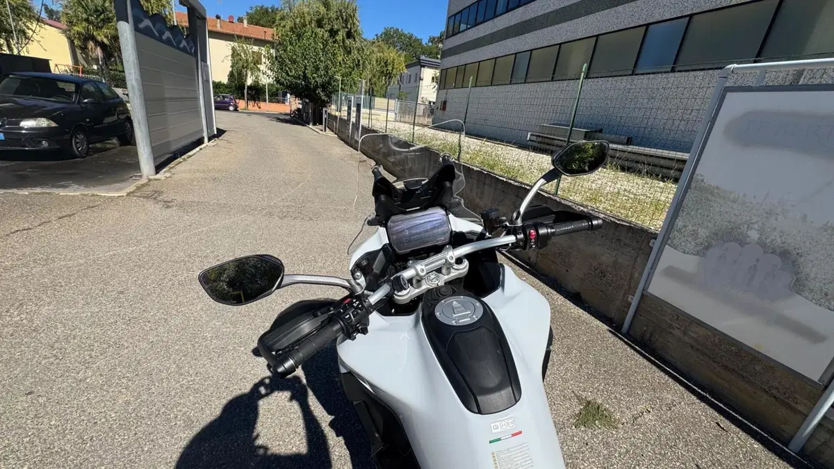 Ducati Multistrada V4 S (2021 - 24)  (2)