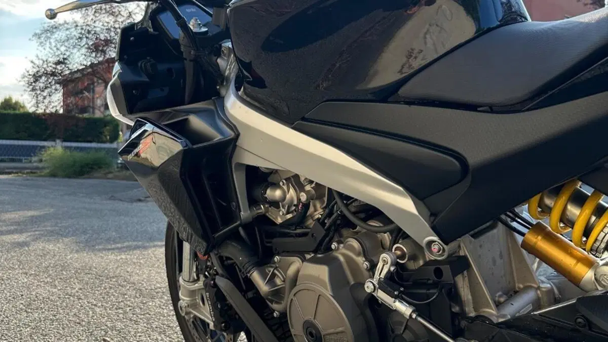 Aprilia Tuono 660 Factory (2022 - 24)  (8)