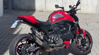 Ducati Monster 937 + (2021 - 25) usata