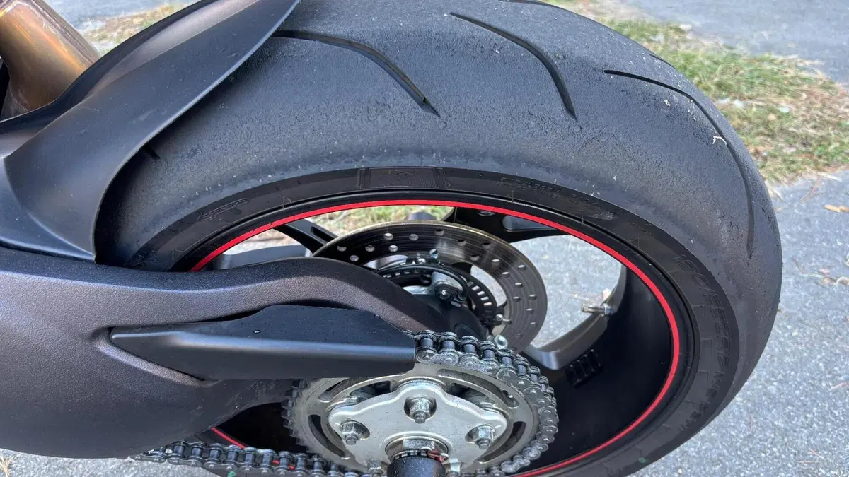 Ducati Hypermotard 939 SP (2016 - 18)  (5)