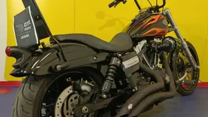 Harley-Davidson 1690 Wide Glide (2010 - 17) - FXDWG  (5)