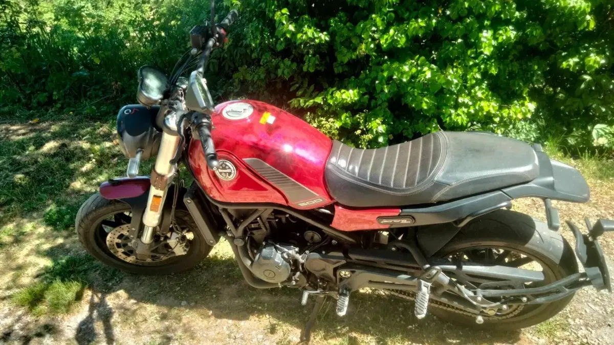 Benelli Leoncino 500 (2021 - 25)  (2)