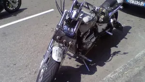 Suzuki Marauder VZ 800  (4)