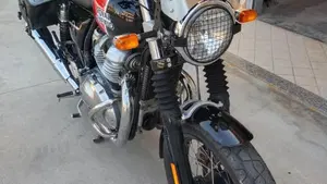Royal Enfield Interceptor 650 (2019 - 20)  (4)