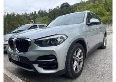 BMW X3 sDrive18d Business Advantage (2)