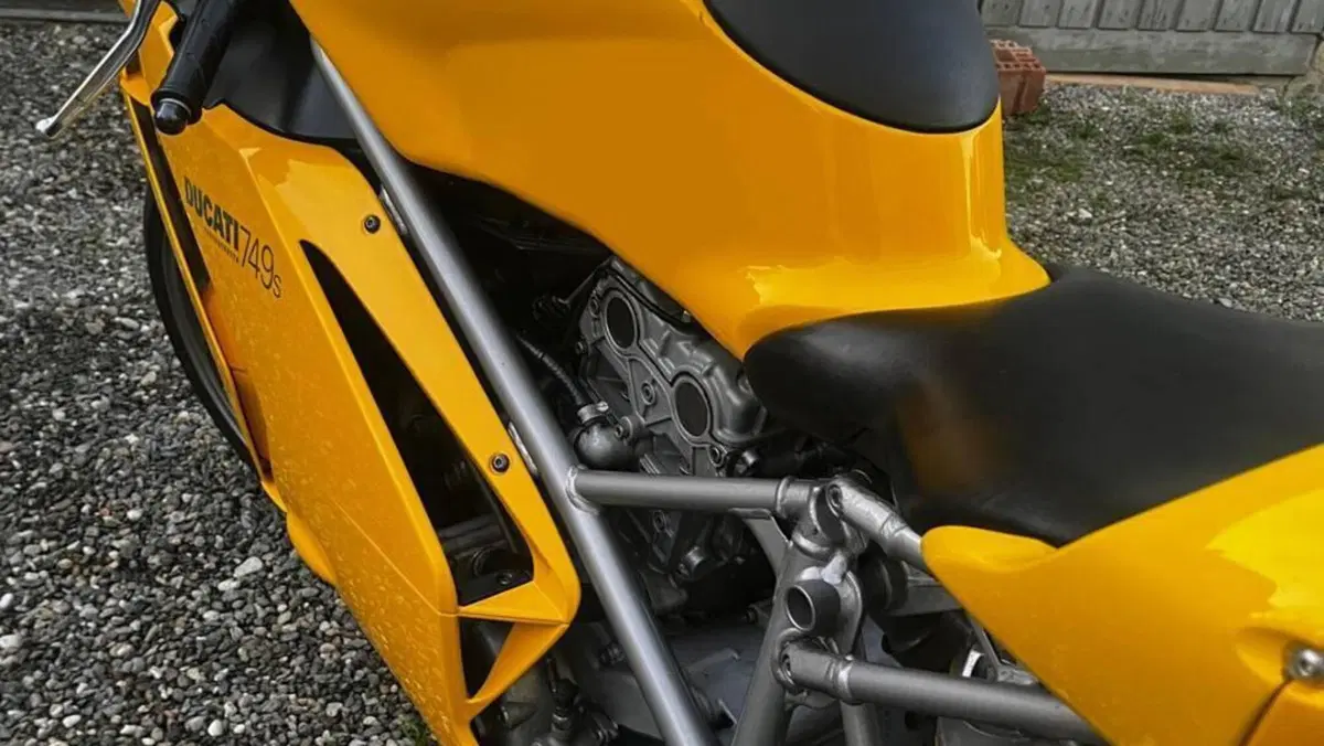 Ducati 749 S (2003)  (8)