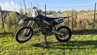 Yamaha YZ 450 F Monster Energy (2021) usata