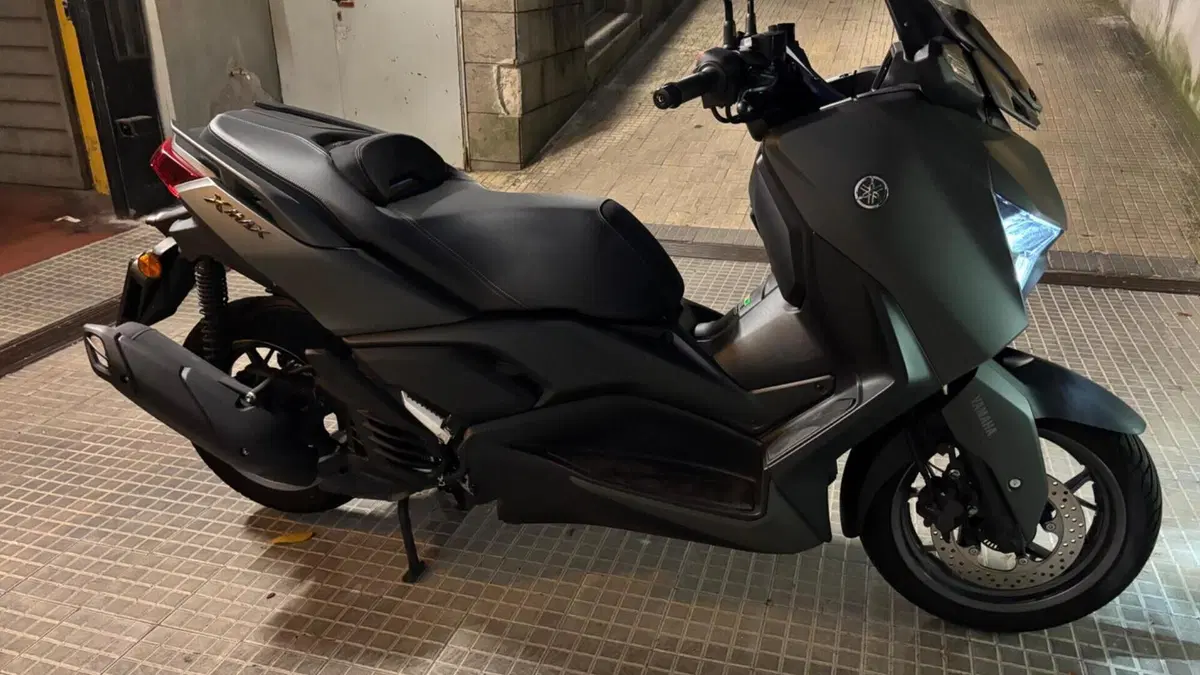 Yamaha X-Max 125 (2025 - 26)  (2)