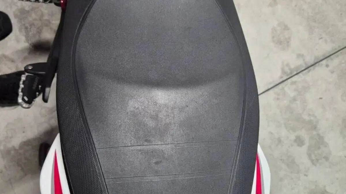 Ducati Hypermotard 821 SP (2013 - 15)  (11)