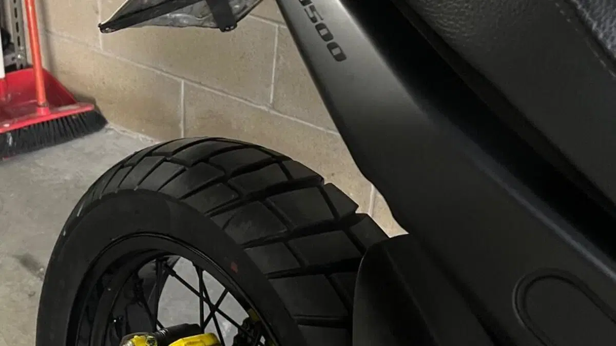 Benelli Leoncino 500 Trail (2021 - 26)  (3)