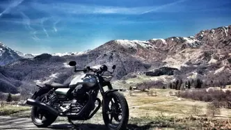 Moto Guzzi V7 Stone Centenario (2021 - 22) usata