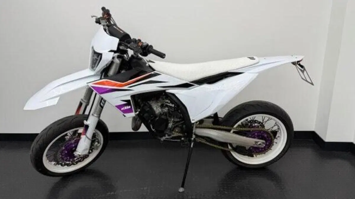 KTM 125 SX (2024)  (2)