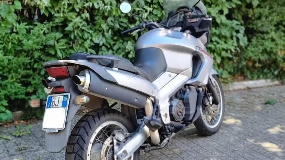 Aprilia   (4)