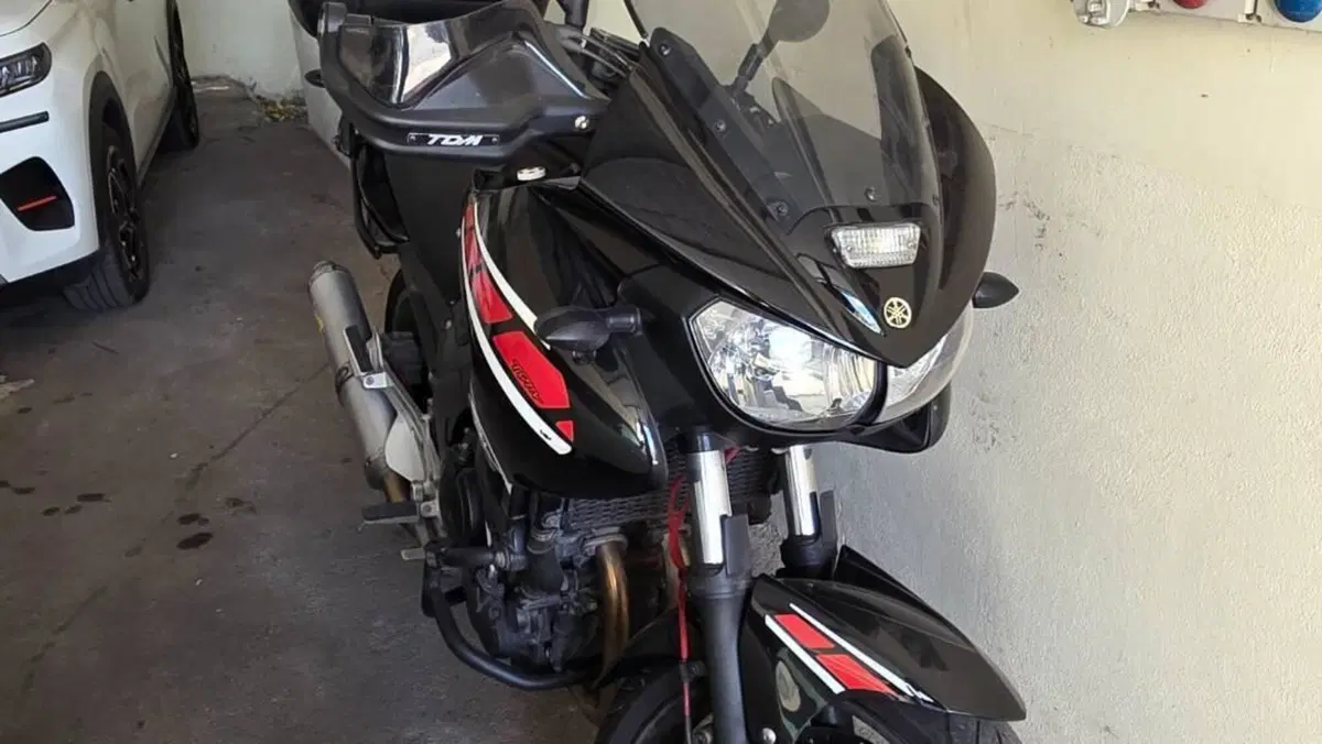 Yamaha TDM 900 (2002 - 14)  (5)