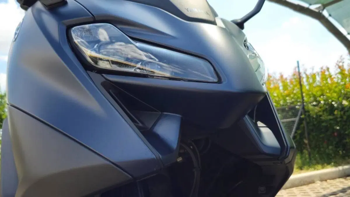 Yamaha T-Max 560 (2022 - 24)  (3)