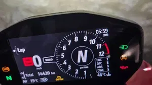 Ducati Streetfighter V2 (2022 - 24)  (9)