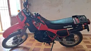Aprilia   (2)