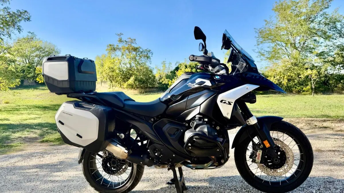 Bmw R 1300 GS Triple Black (2023 - 26)  (2)