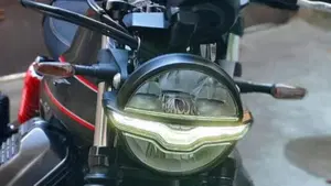 Moto Guzzi V7 Stone Special Edition (2022 - 25)  (4)