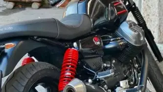 Moto Guzzi V7 Stone Special Edition (2022 - 25)