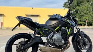 Kawasaki Z 650 (2017 - 19)  (7)