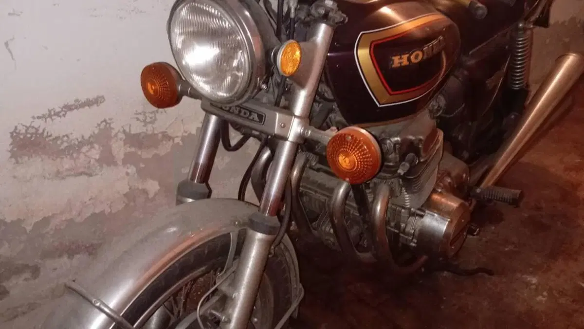 Honda  