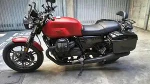 Moto Guzzi V7 III Stone (2017 - 20) 