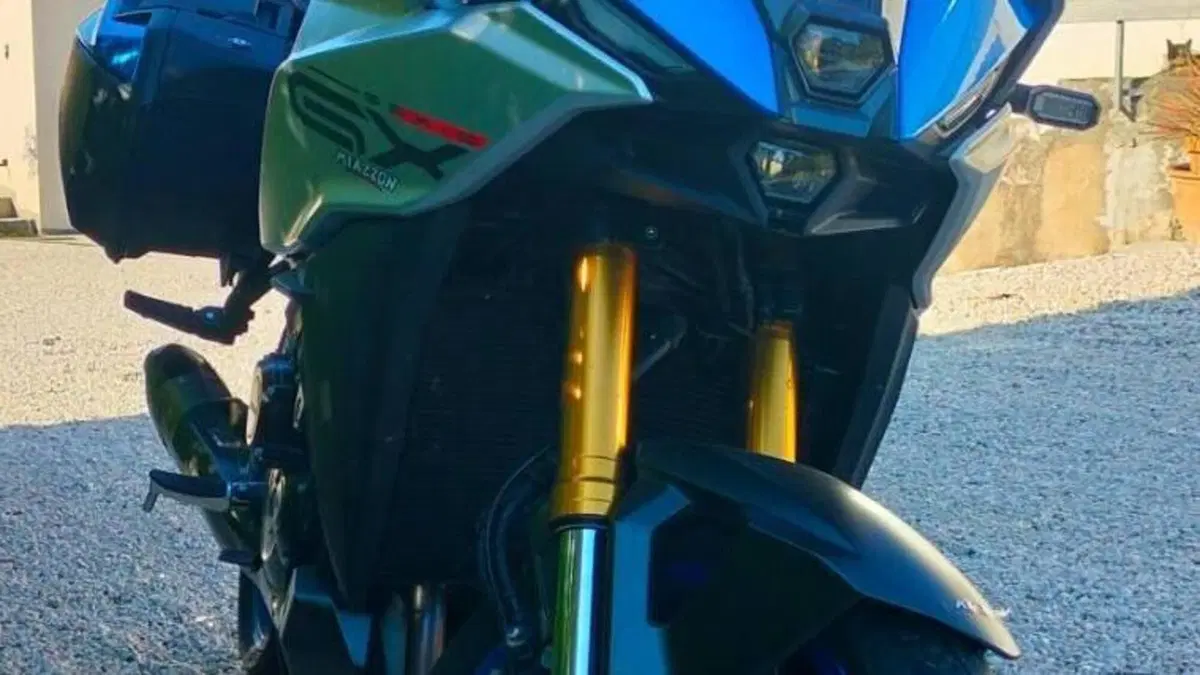 Suzuki GSX-S1000GX Sport (2024 - 26)  (2)