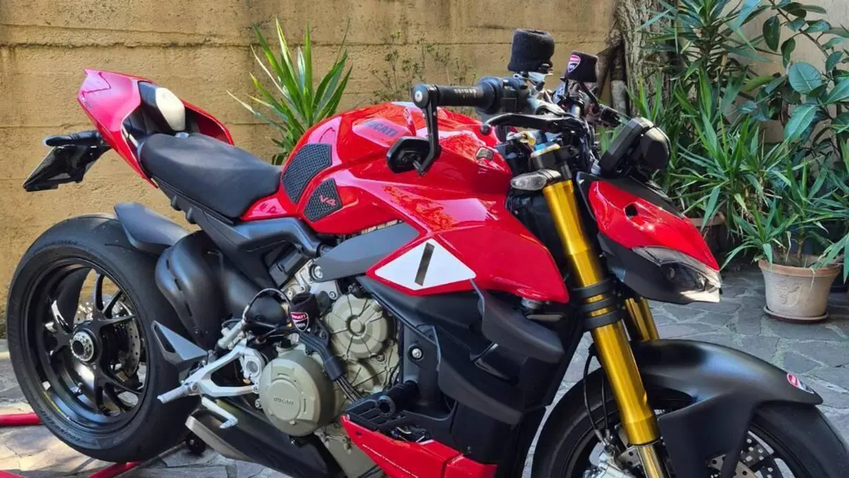 Ducati Streetfighter V4 1100 S (2020)  (2)