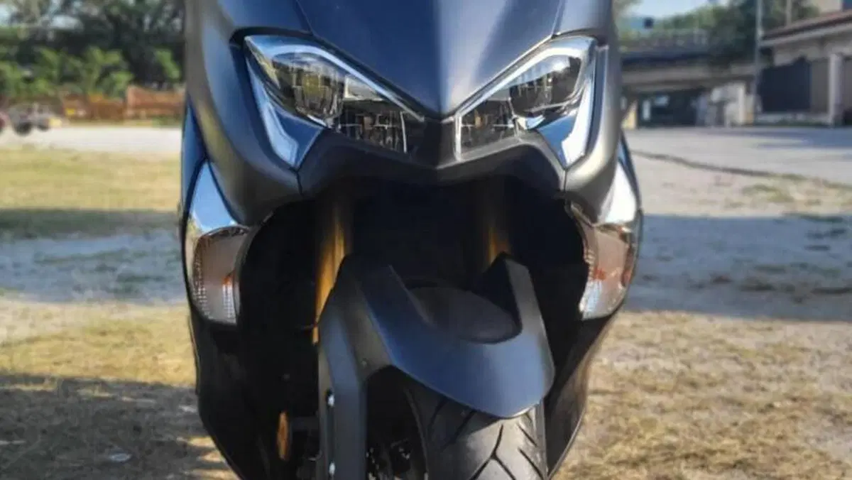Yamaha T-Max 530 SX (2017 - 19)  (2)