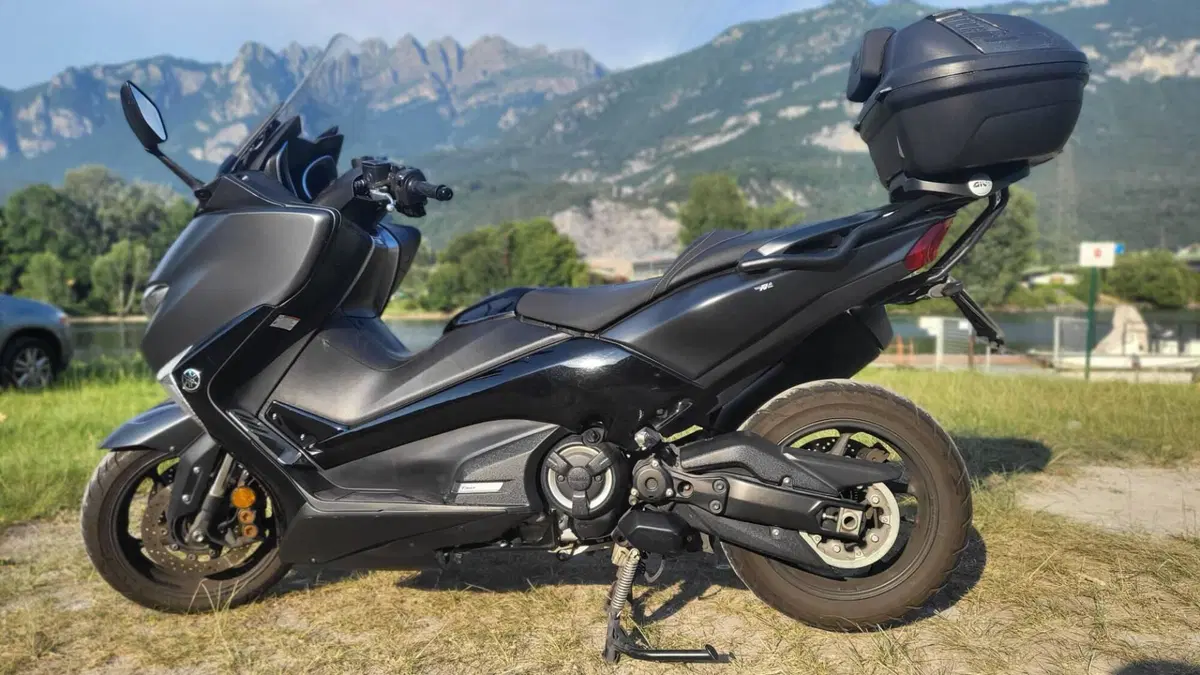 Yamaha T-Max 530 SX (2017 - 19)  (3)
